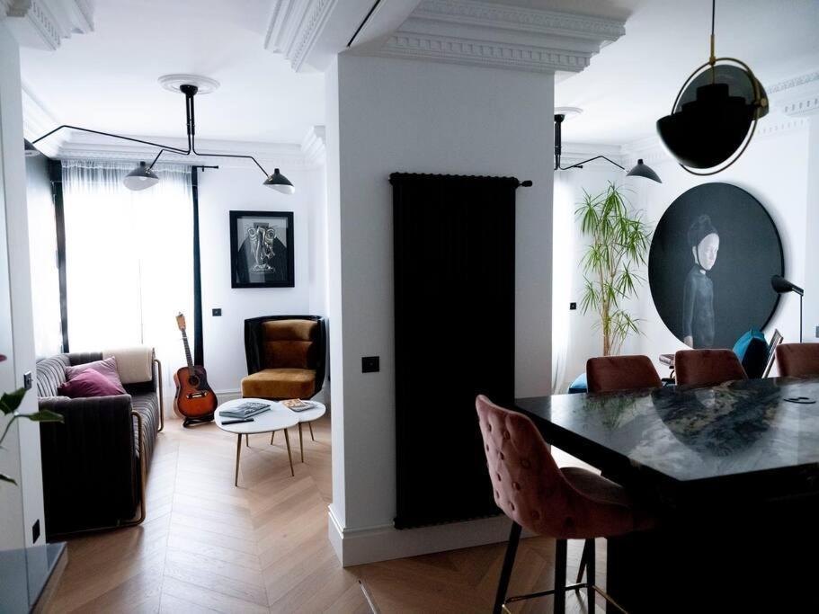 מדריד Luxury Apartment In Gran Via מראה חיצוני תמונה